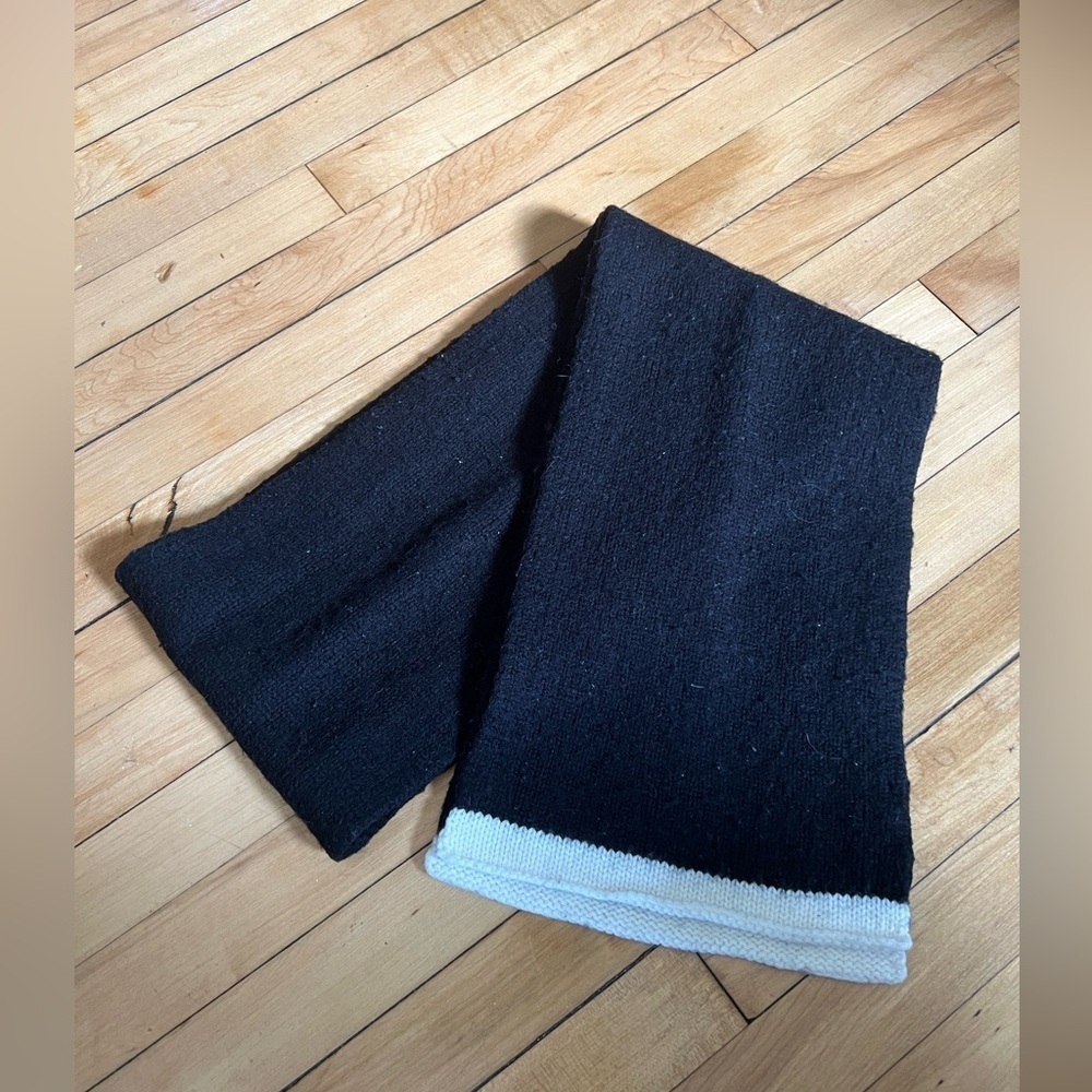 Kate Spade black and white acrylic wool blend scarf